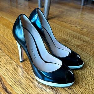 Casadei, Size 5, Black and White